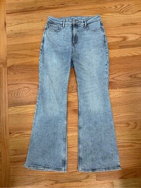 Classic Light Wash Flare Women's Jeans